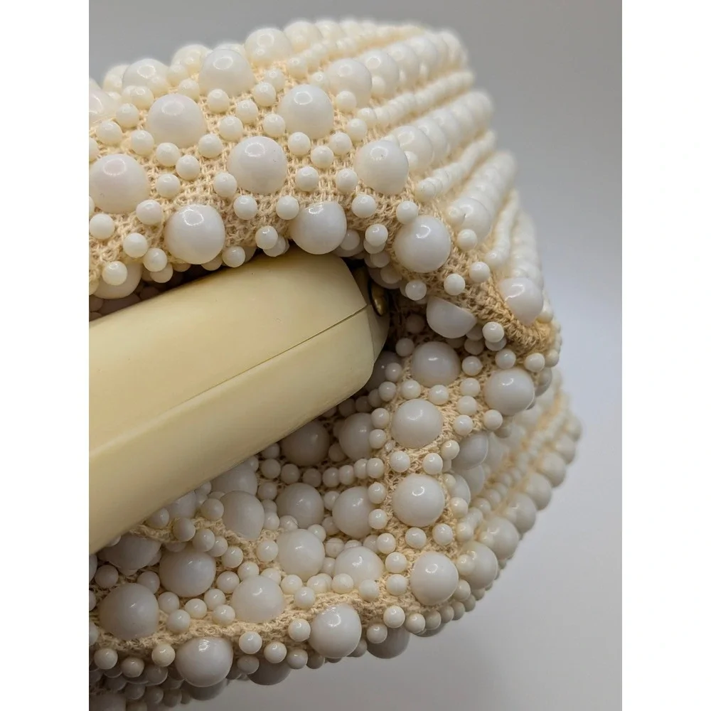 Vintage Handmade Beaded Handbag White Pearl Lucite Handle Kiss Lock Hong Kong